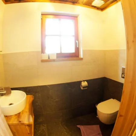 Frauenalmresort - Horská chata Sankt Lorenzen ob Murau