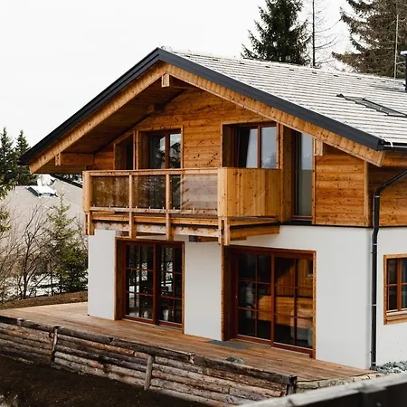 Frauenalmresort - Horská chata