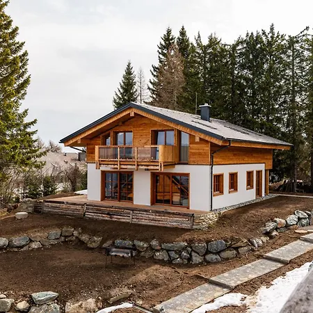 Frauenalmresort - Horská chata